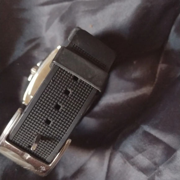 2 for $20😄Kenneth Cole Reaction Watch - Picture 3 of 3